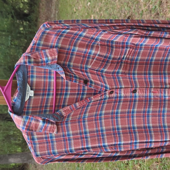 ❤️5/$25  EUC Lucky Plaid Collar Shirt - Picture 2 of 4
